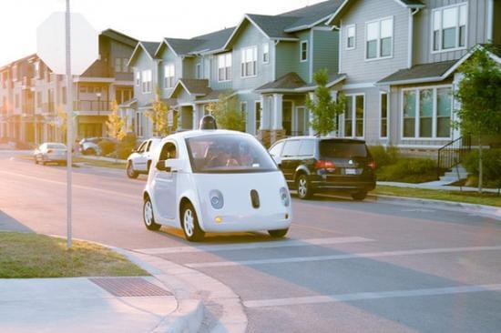多年来,谷歌一直在开发自动驾驶汽车技术,是这一领域领头羊.
